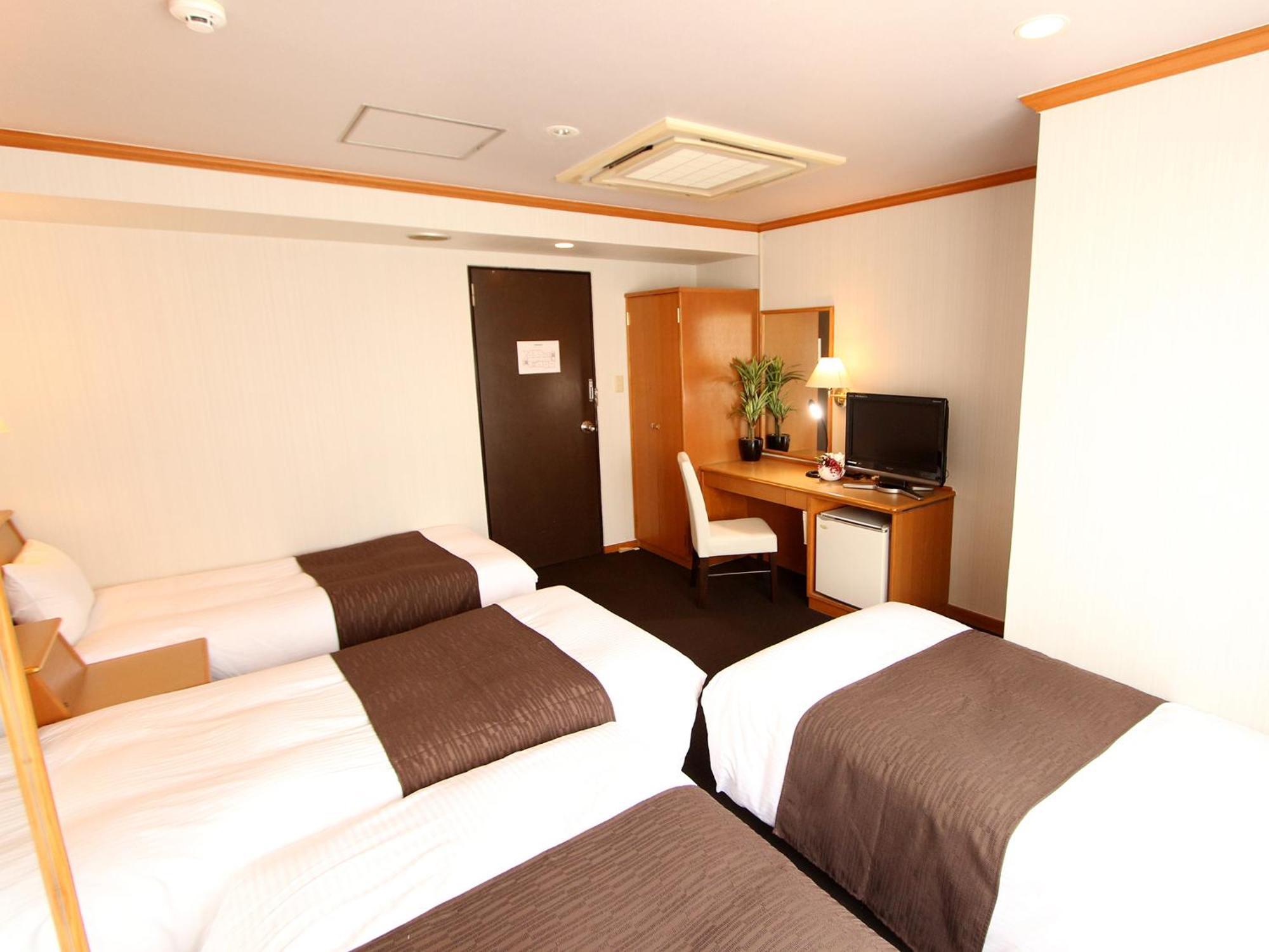 Hotel Livemax Budget Naha Tomarikou Oda fotoğraf