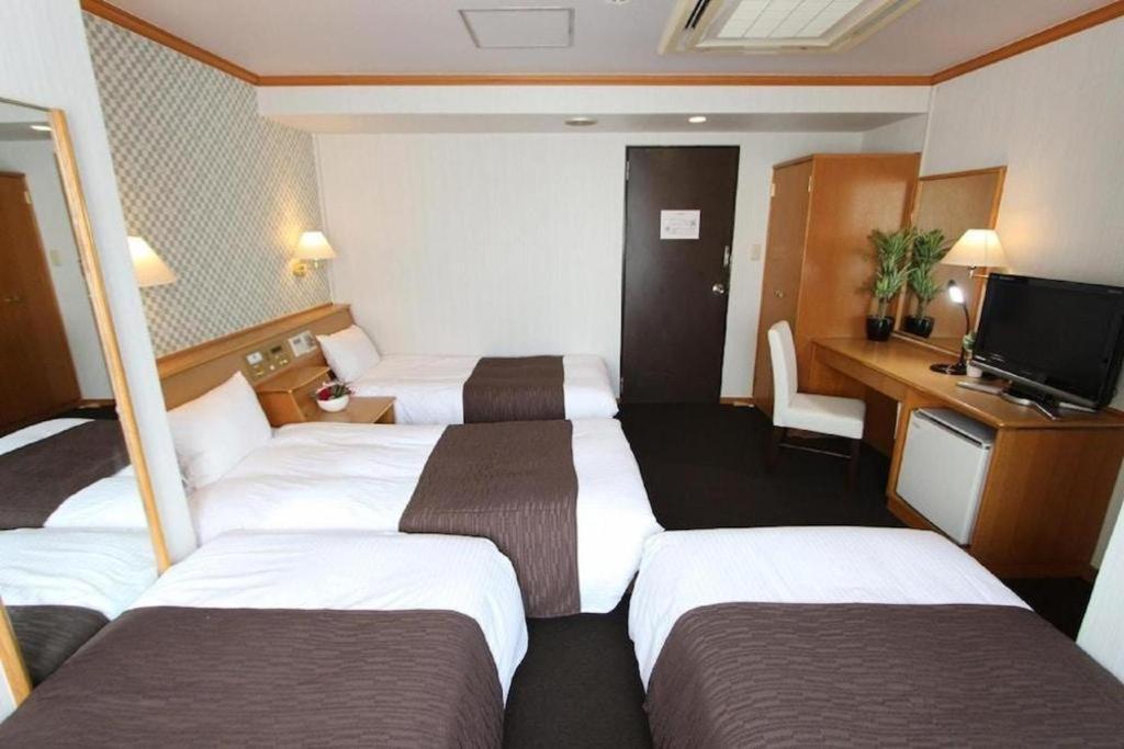 Hotel Livemax Budget Naha Tomarikou Dış mekan fotoğraf