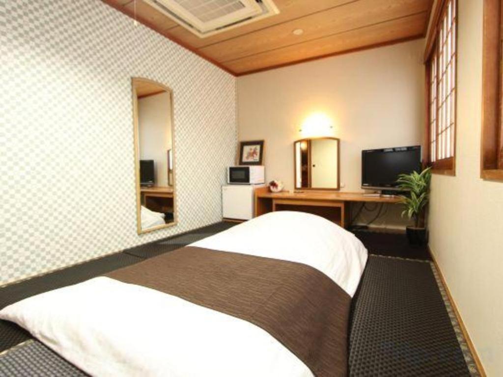 Hotel Livemax Budget Naha Tomarikou Dış mekan fotoğraf