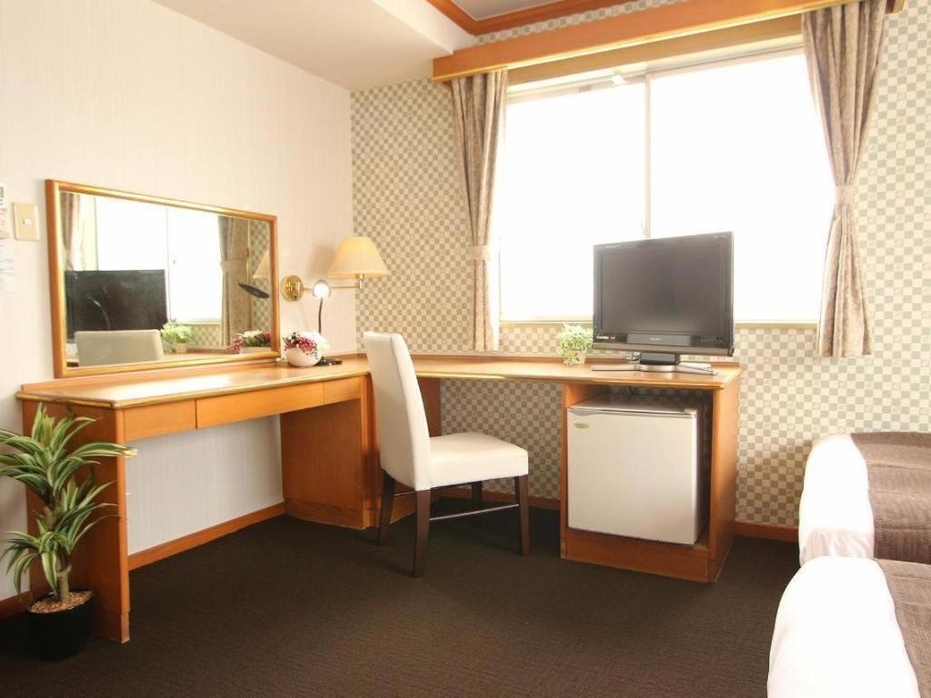Hotel Livemax Budget Naha Tomarikou Dış mekan fotoğraf