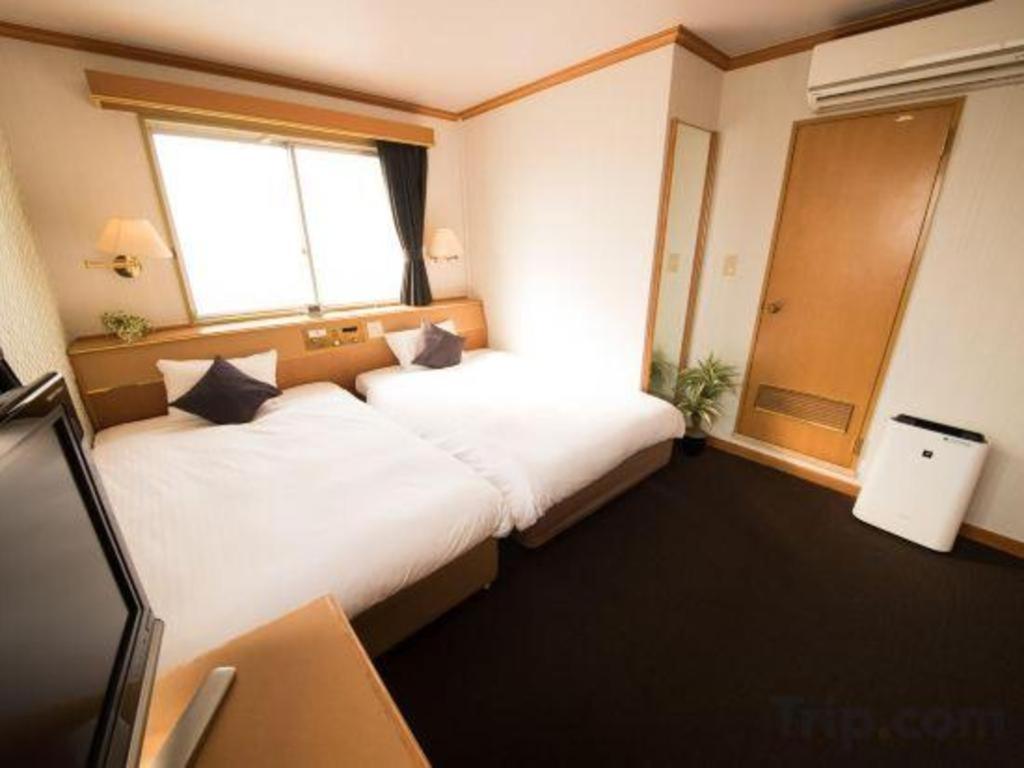 Hotel Livemax Budget Naha Tomarikou Dış mekan fotoğraf