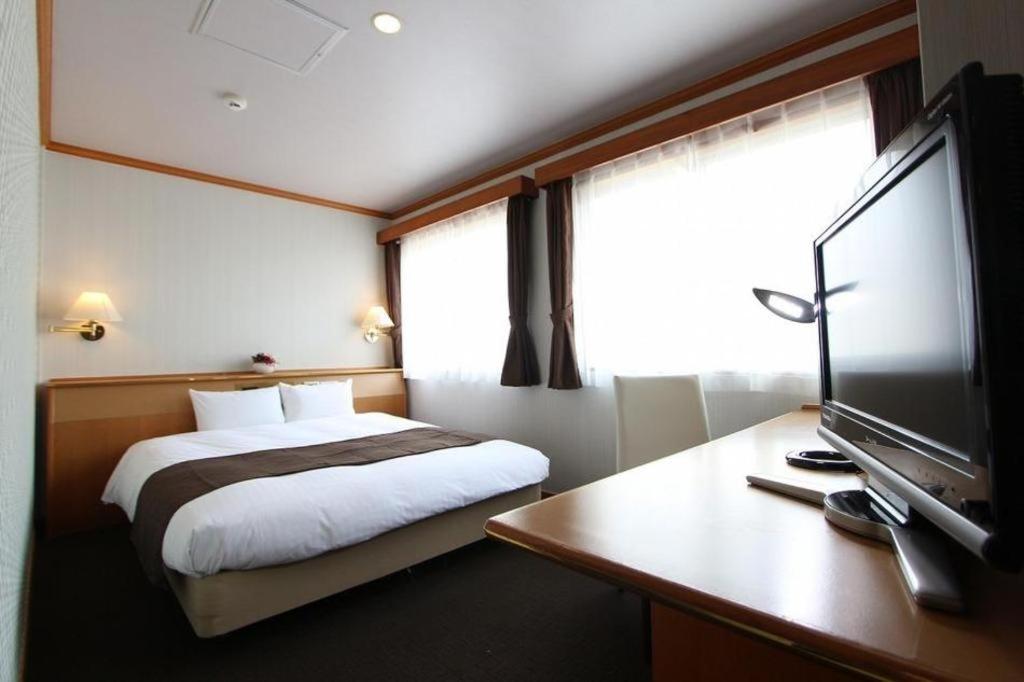 Hotel Livemax Budget Naha Tomarikou Dış mekan fotoğraf