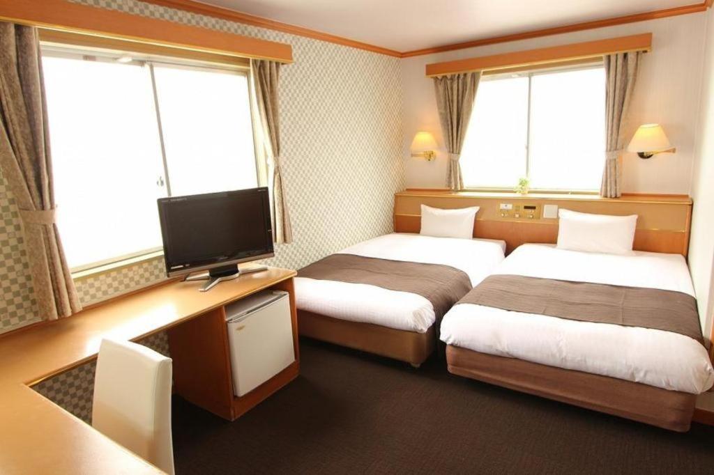 Hotel Livemax Budget Naha Tomarikou Dış mekan fotoğraf