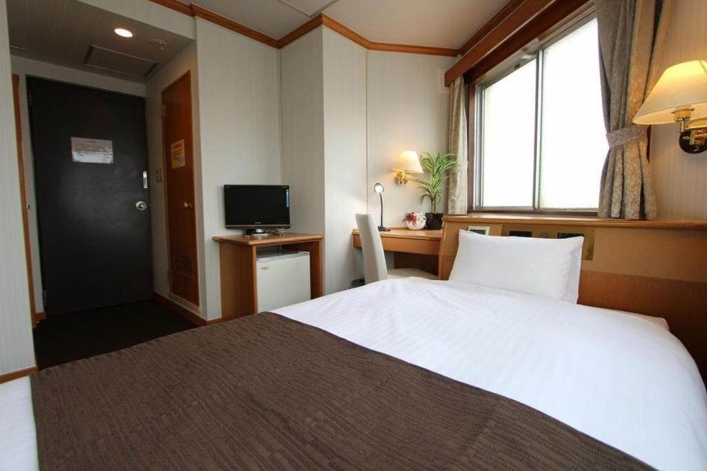 Hotel Livemax Budget Naha Tomarikou Dış mekan fotoğraf