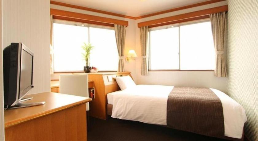 Hotel Livemax Budget Naha Tomarikou Dış mekan fotoğraf
