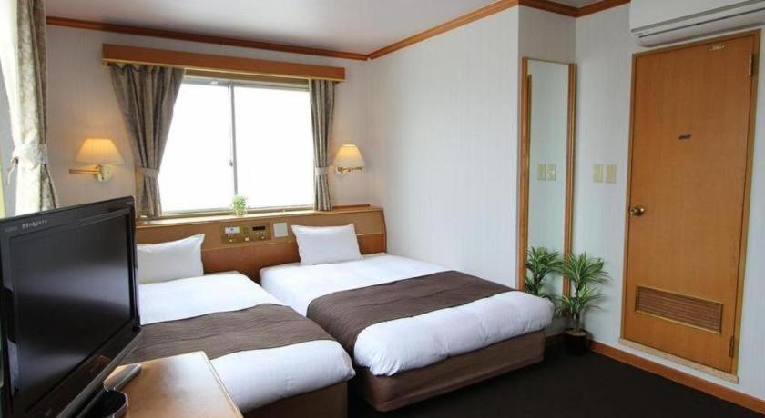 Hotel Livemax Budget Naha Tomarikou Dış mekan fotoğraf